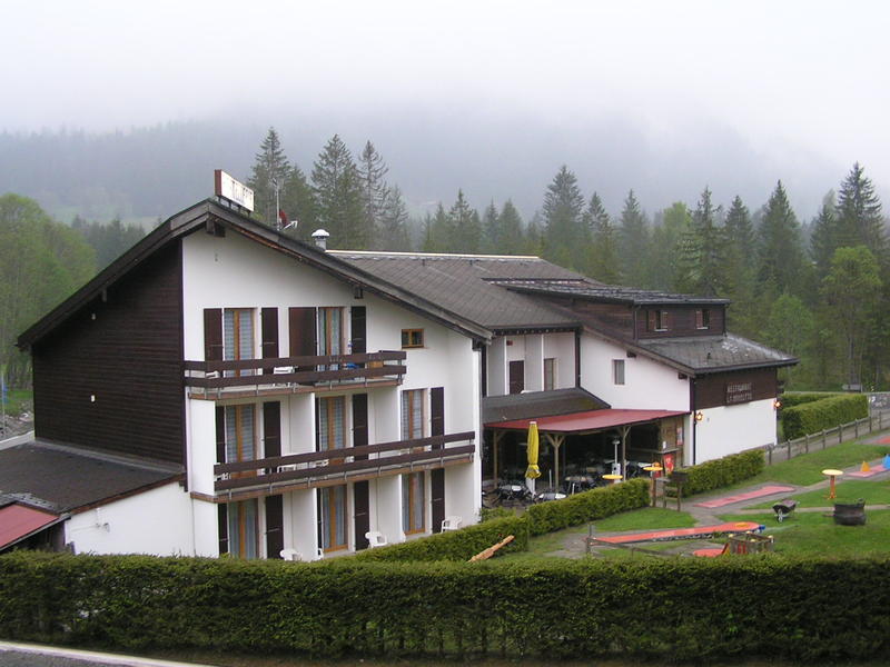 0003 Les Diablerets - výhled z hotelu Eurotel Victoria.JPG