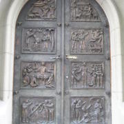 0094 Bern - portál kostela.JPG