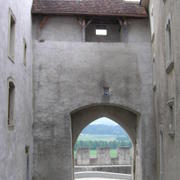 0152  Gruyéres - brána hradu Greyerz.JPG