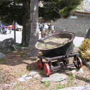 0340 Saas Fee - důlní vozík.JPG