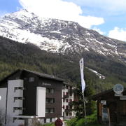 0354 Saas Fee - Walliské Alpy.JPG