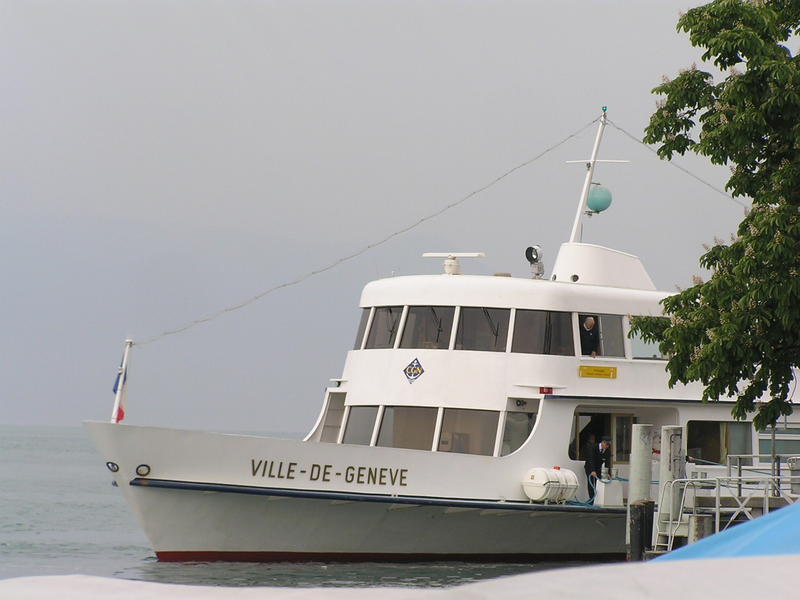 0040 Ženevské jezero - loď.JPG