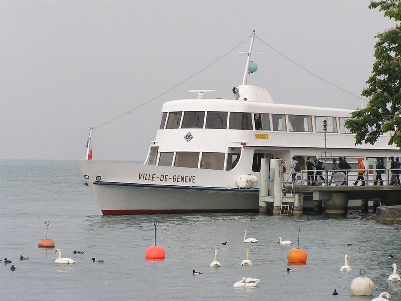 0042  Ženevské jezero - loď.JPG