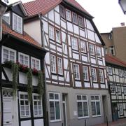 060 Hameln - domy v Alte Marktstrasse _ve Star_ tr_n_ ulici_.JPG