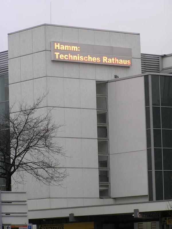 002 Hamm - Technisches Rathaus.JPG