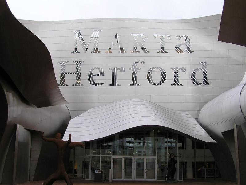 004 Herford - MARTa - muzeum modern_ho n_bytku.JPG