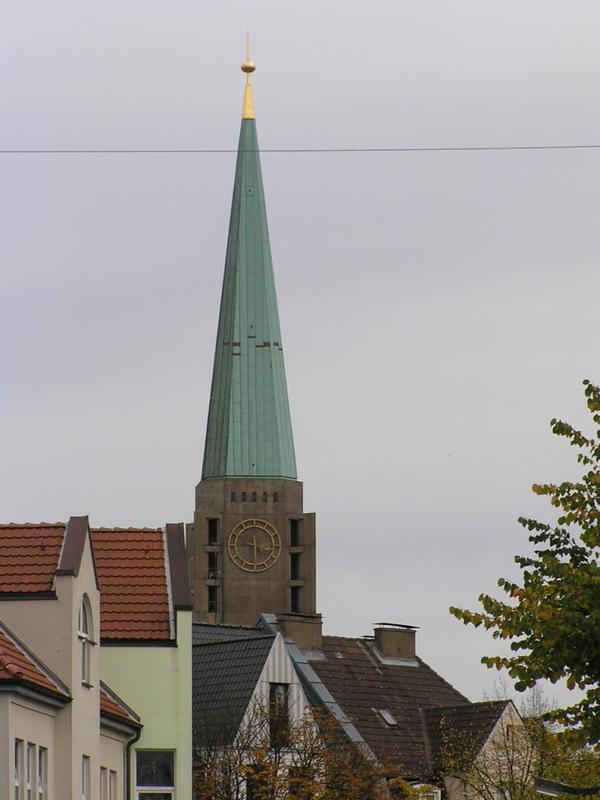 001 Bielefeld - Nicoleikirche _kostel sv_ Mikul__e_.JPG