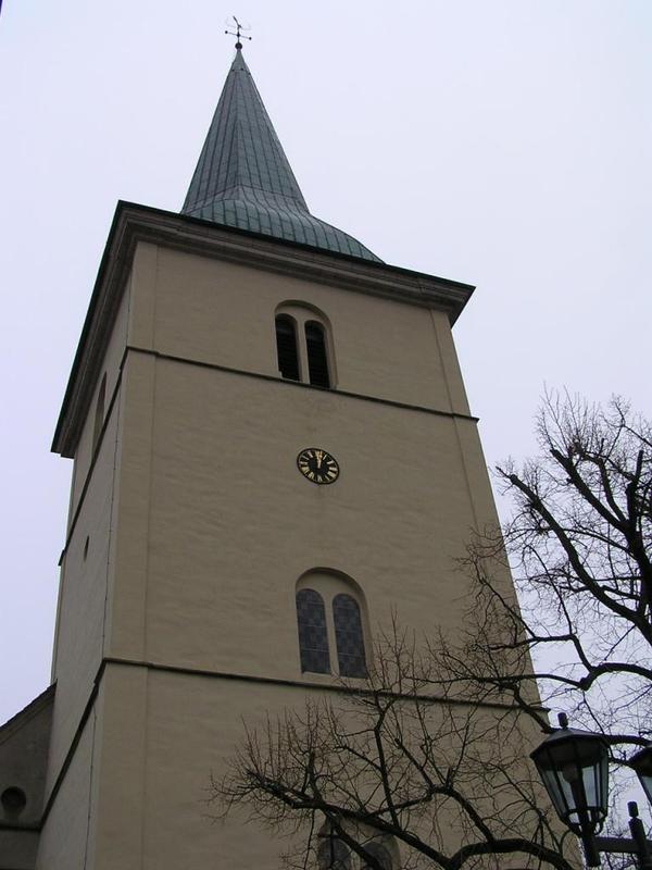 039 Melle - St_ Petri-Kirche _kostel sv_ Petra_.JPG