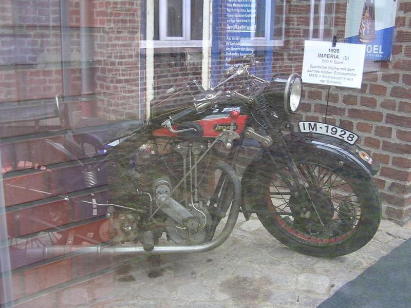 073 Melle - Auto-museum_ motorka.JPG