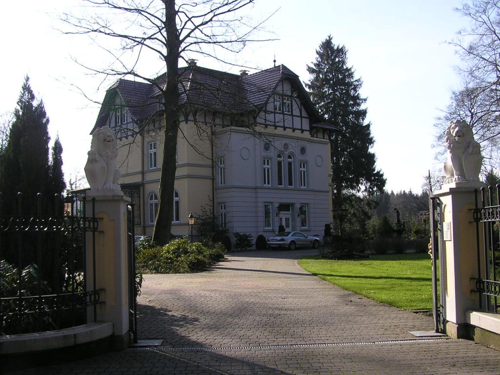 017 Schloss Holte - vila.JPG