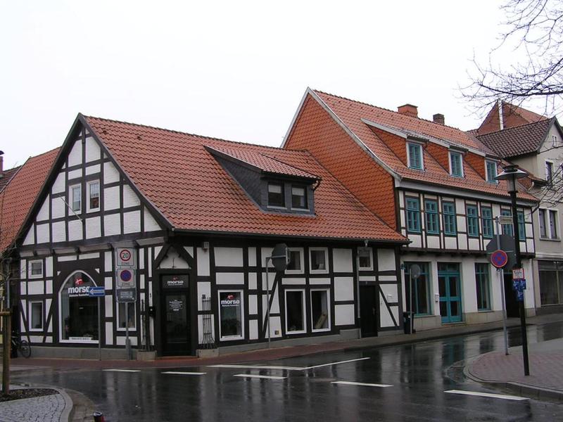 009 Stadthagen - domy na Echternstrasse.JPG