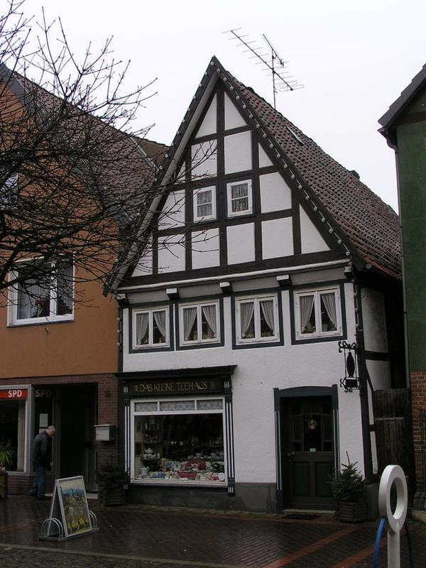012 Stadthagen - domy na Echternstrasse.JPG