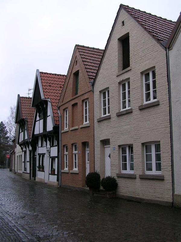 002 Warendorf - domy ve Fridrichstrasse.JPG